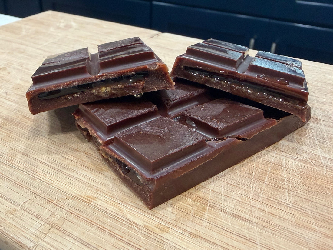 Homemade Chocolate Bar with Honey Filling